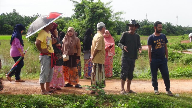 ค้นหาร่างเด็กน้อยถูกน้ำพัดตกคลองชลประทาน