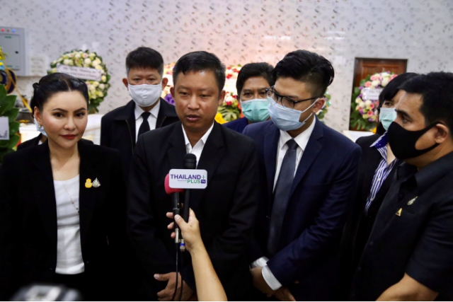 "สุชาติ" รมว.แรงงาน ส่ง "ธิวัลรัตน์" ที่ปรึกษา มอบสิทธิแก่ญาติลูกจ้างเมียนมาร์เหยื่อรถไฟชนรถบัส