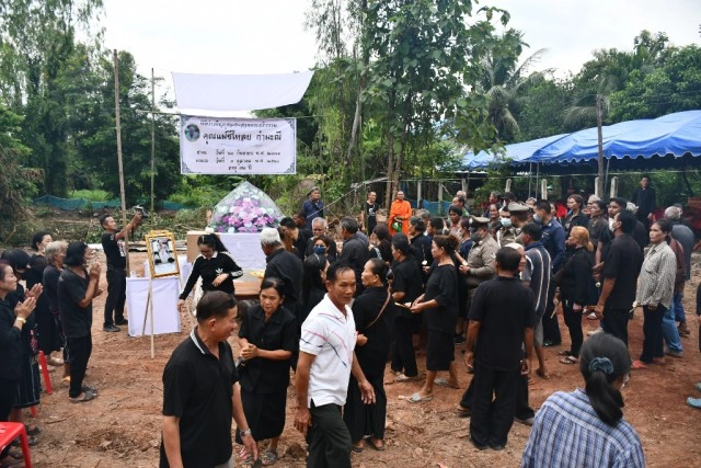 เผาหลอก"แม่ชีนอนโลงปฏิบัติธรรม