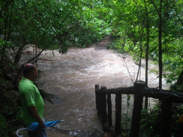 อุทยานฯเอราวัณประกาศปิดชั่วคราวเหตุฝนตกหนัก