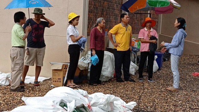 เร่งตั้งกระสอบทรายริมมูล ป้องกันน้ำทะลักท่วมพิพิธภัณฑสถาน