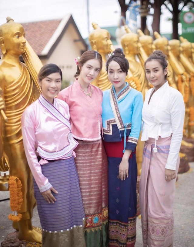 ส่องความงาม"คนบันเทิง"แต่งชุดไทยทำบุญทอดกฐิน