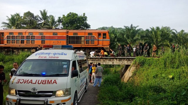 หญิงกระโดดให้รถไฟชน อาการสาหัส