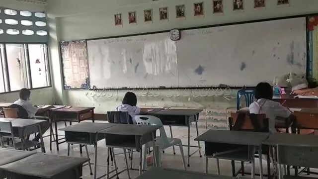 ผวาโควิดแม่สอด!-ห้ามลูกไปโรงเรียน