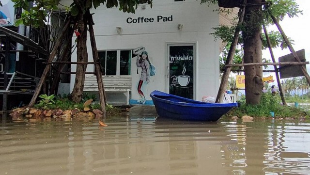 จตุรงค์ มกจ๊ก ประกาศปิดร้าน 3 วัน หลังเจอฝนถล่มน้ำท่วมร้าน