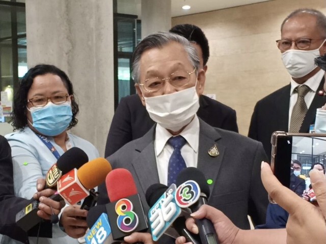 "ชวน" ถกรัฐบาล-ฝ่ายค้าน หาทางออกประเทศ