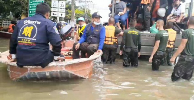 เมืองอรัญประเทศ จ.สระแก้ว จมบาดาล น้ำทะลักท่วมเขตเทศบาลฯ สูง 50-150 ซม.