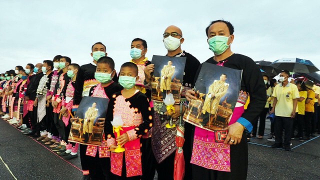 แปรขบวน "ทรงพระเจริญ"-แสดงพลังปกป้องสถาบัน