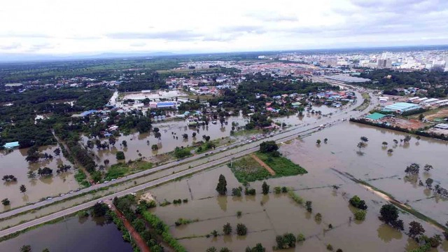 อ่างเก็บน้ำฝั่งเขมรแตก ทำให้น้ำท่วมพื้นที่อรัญประเทศลดลงต่อเนื่อง