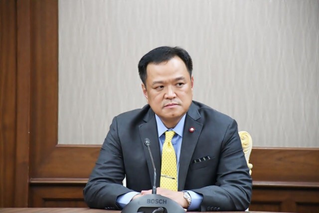 ถ้า"บิ๊กตู่"ลาออก นายกฯใหม่ชื่อ"อนุทิน"?