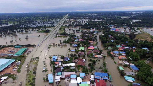 อ่างเก็บน้ำฝั่งเขมรแตก ทำให้น้ำท่วมพื้นที่อรัญประเทศลดลงต่อเนื่อง