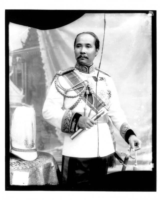 ร่วมน้อมรำลึกในพระมหากรุณาธิคุณของพระบาทสมเด็จพระจุลจอมเกล้าเจ้าอยู่หัว รัชกาลที่ ๕