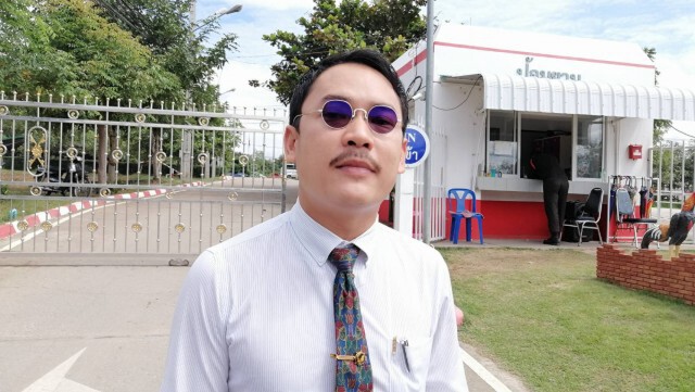 "ทนายอานนท์"ยอมนอนคุกต่อ หวั่นถูกอายัดดำเนินคดีอื่น