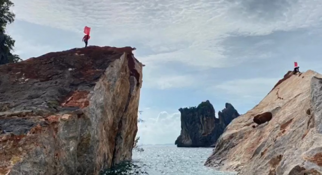 ปักธงแดง "เกาะทะลุ"  เตือนภัยหวั่นถล่มซ้ำ!!