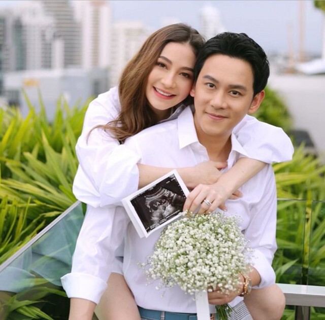 "นาตาลี-ฟลุค"ประกาศข่าวดีตั้งท้องลูกคนแรก