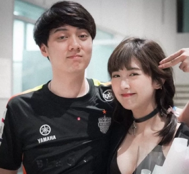 "เบียร์ เดอะวอยซ์"หัวใจไม่ว่างเปิดตัวแฟนใหม่เป็นหวานใจนายเกมเมอร์