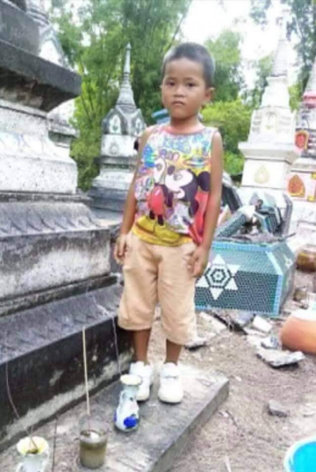 กู้ภัยเร่งค้นหา หนูน้อยวัย 6 ขวบ ฝ่าวงล้อมช้างป่ากว่า 30 เชือก