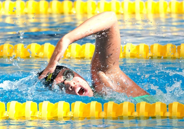 ดาวรุ่งทีมชาติสร้างสถิติใหม่ว่ายฟรีสไตล์ 1,500 เมตร