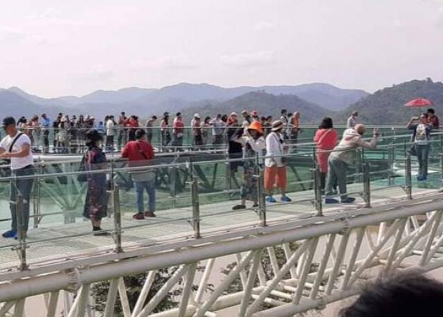 แห่สัมผัสอากาศหนาวบนภูลำดวนเมืองปากชม