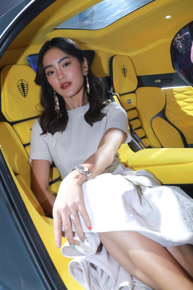 เหล่าเซเลบริตี้ร่วมยลโฉม ไฮเปอร์คาร์หาชมยาก "Koenigsegg" มูลค่า400ล้าน