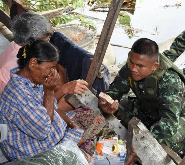 "บัวขาว" ลุยเอง!! ลงพื้นที่เติมกำลังใจให้พี่น้องชาวพิมาย โคราช