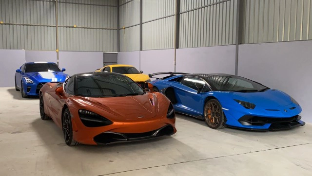 ตำรวจบุกยึดรถหรูเครือข่ายพนันออนไลน์รายใหญ่มูลค่า 110 ล้านบาท