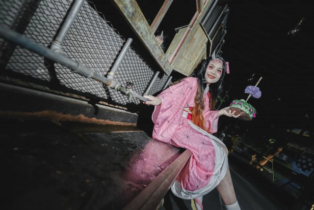 ชวนแต่งผีลอยกระทงสุดหลอนประกวดนางนพมาศ "ธิดาอเวจี"