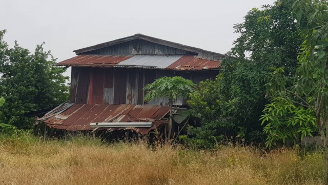 ภรรยาคุณตาพิการวัย 85 ปี วอนผู้ใจบุญช่วยเหลือ ช่วยซ่อมบ้านและสร้างห้องน้ำใหม่