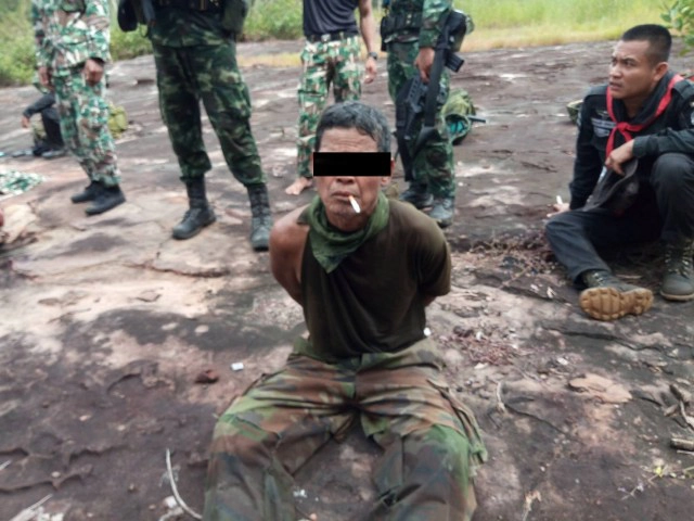 ปะทะเดือดขบวนการตัดไม้ ทหารยศร.ท.ถูกยิงเจ็บ