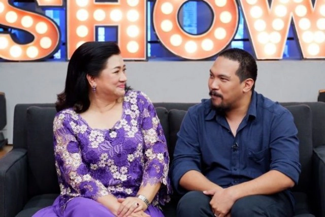 "ตุ้ม รสริน" เปิดตัวลูกชายคนเล็กเป็นครั้งแรก จำฝังใจ เคยถูกเพื่อนรักดาราหักหลัง!