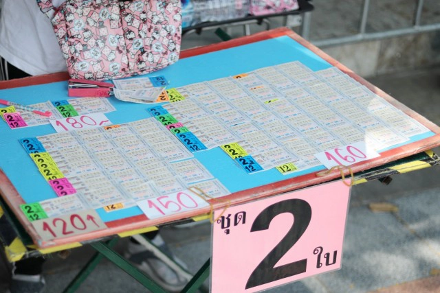 สนง.สลากเปิดขึ้นทะเบียน "คนขายหวย" เพิ่ม1แสนคน