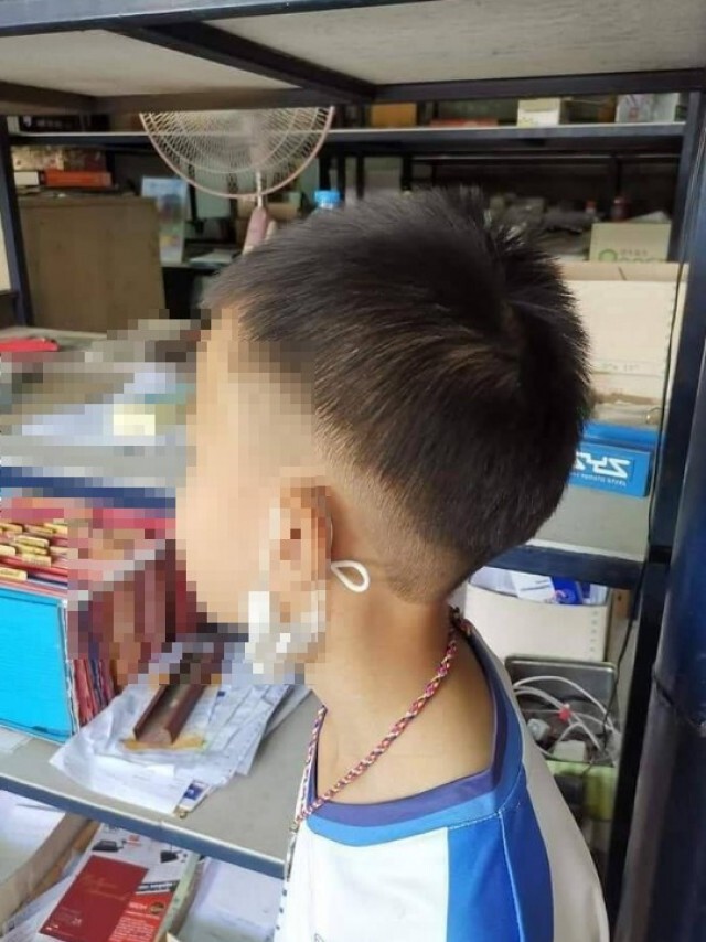 พลาดแรง ! ลูกค้าโวย พาเด็ก 2 คนไปตัดผมแทบจุกหลังจ่ายเงิน