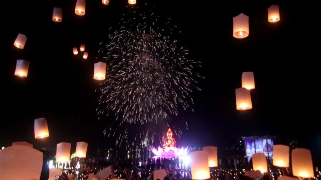 เช็กด่วน!! 'ไทยสมายล์'ปรับเวลา16เที่ยวบิน เลี่ยงโคมลอยประเพณียี่เป็ง