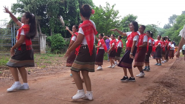 ซาเล้งพ่วงข้าง 26 คัน แห่กฐินทอดวัดไร้เจ้าภาพ