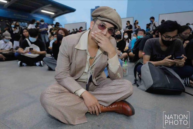 "คณะจุฬาฯ" จัดกิจกรรม "รัฐร้าวเราไม่ลืม" ชี้ทางออกปัญหาต้องแก้รธน.