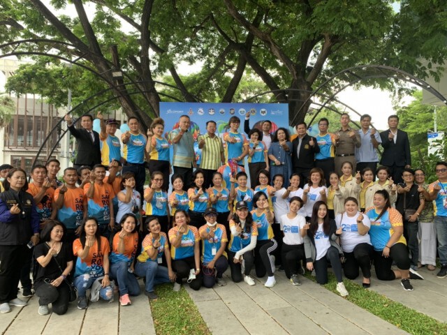 หัวหิน จัด"วิ่งกลางคืนเพื่อสุขภาพสนุกสนานบนชายหาด"