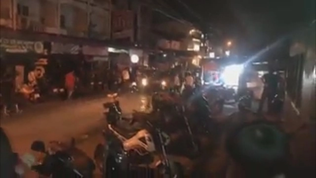 ชุลมุน!วัยรุ่นกว่า20คนยกพวกวิวาทกลางเมืองโคราช