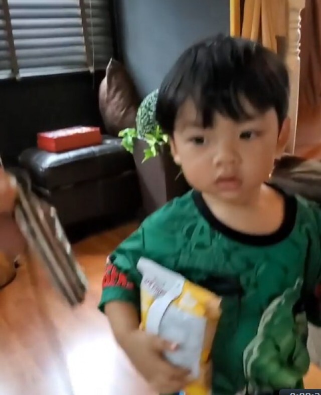 " เพชรจ้า " งงในงง เผยเรื่องลูกชายกับกุมาร ชาวเน็ตฮือฮาเห็นเลขเด็ดแว๊บๆ !!