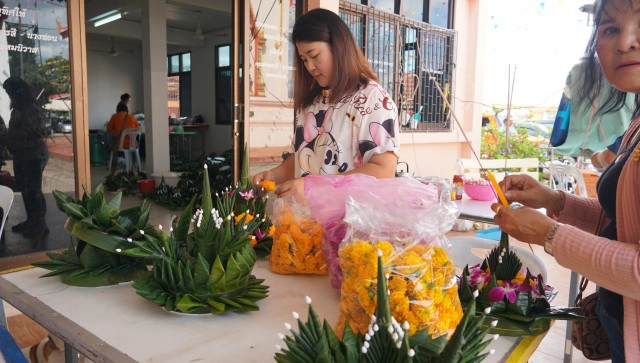 ตรวจความพร้อมโป๊ะแพลอยกระทงริมโขง