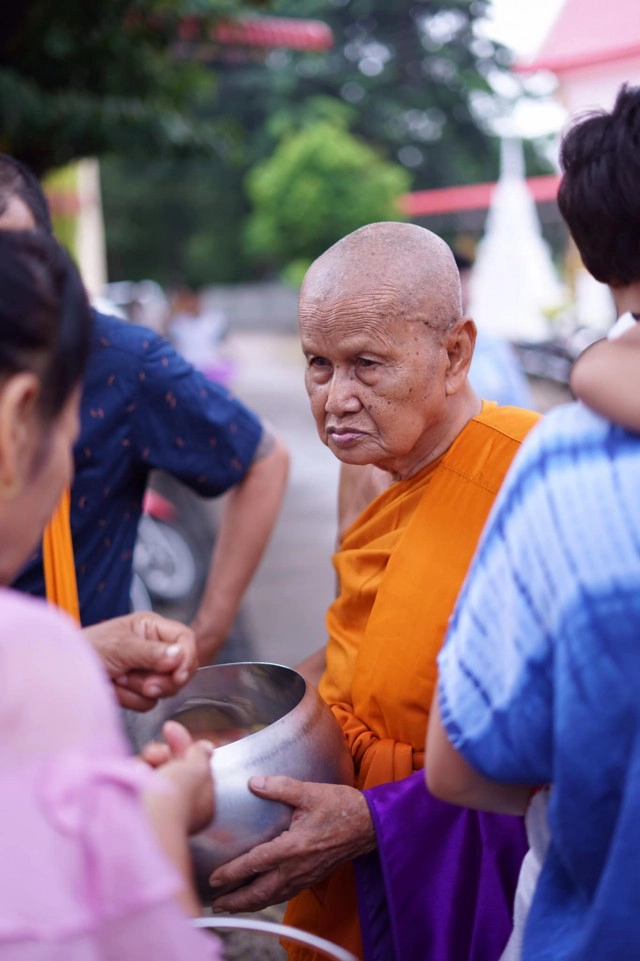 สิ้น 'หลวงพ่อศักดิ์' แห่งวัดทองแท่งนิสยาราม สิริอายุ 97 ปี