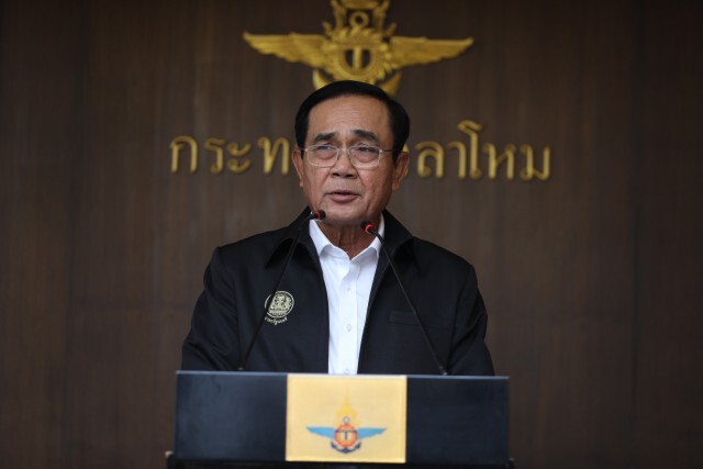 "บิ๊กตู่" ตอกกลับ "อานันท์" อย่ากดดันไม่การันตี มี-ไม่มีปฏิวัติอีก