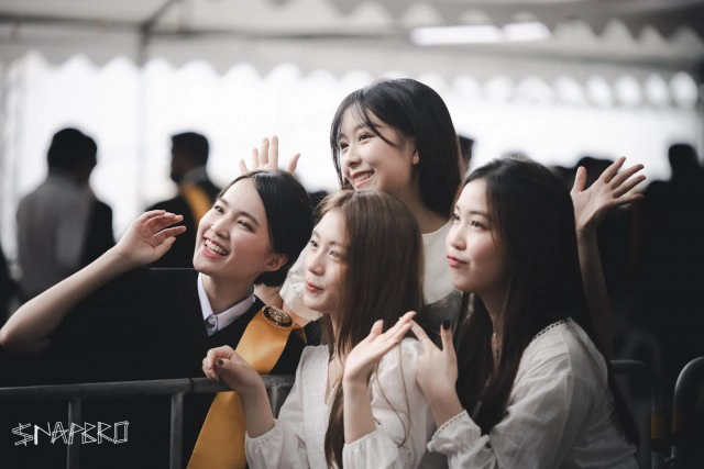 ยินดีด้วย "ออมCGM48" เข้ารับปริญญามธ. เกียรตินิยมอันดับ1