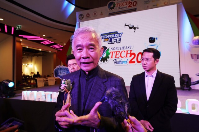 "สุวัจน์"เชียร์ตั้งคณะกรรมการสมานฉันท์ดึงทุกฝ่ายหาทางออกชาติ