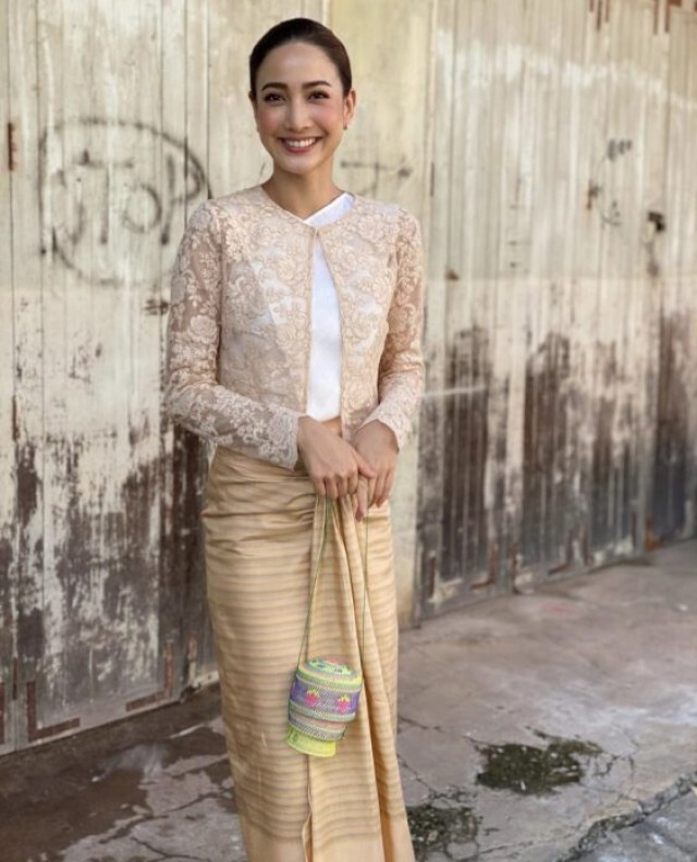 "แต้ว ณฐพร" ลงรูปคู่ล่าสุดกับ "ไฮโซณัย" สงสัยตัวเอง ทำไมยังเขินอยู่?