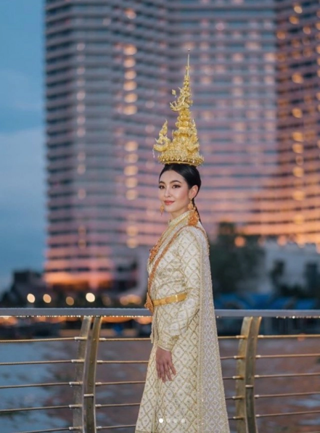 ส่องความงาม "เบลล่า ราณี" ในลุคชุดไทย กับเครื่องประดับมูลค่ากว่า 20 ล้าน!