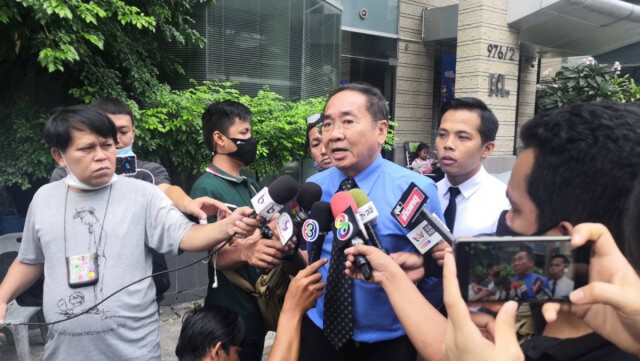 เจรจา 3 ชม.! ทนายเผย "ไมค์-เพนกวิน" ได้รักษาตัวในรพ.ต่อ