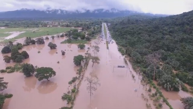 ลำพระเพลิงล้นรอบ 2 เร่งระดมช่วยเหลือ