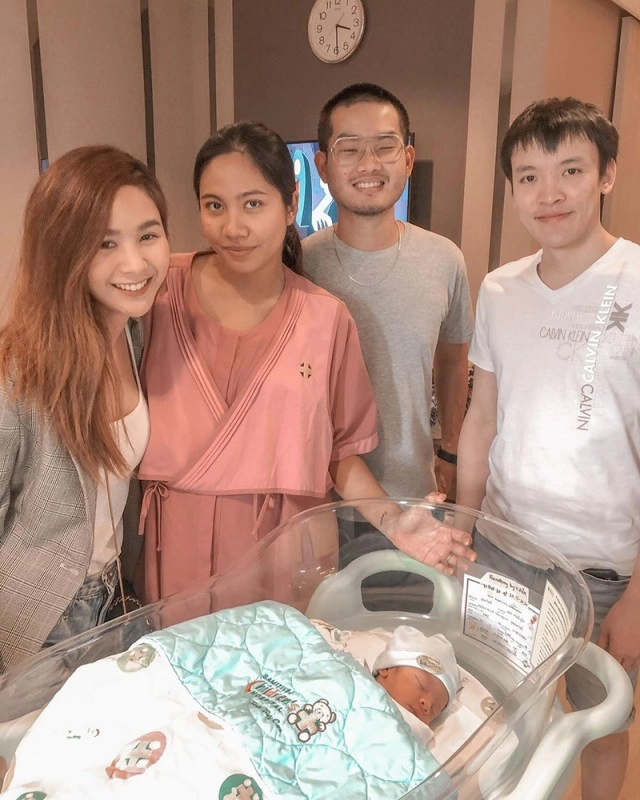 "หญิงแม้น" ม.ร.ว.แม้นนฤมาส กลายเป็นคุณแม่ป้ายแดง คลอดลูกชายคนแรกแล้ว