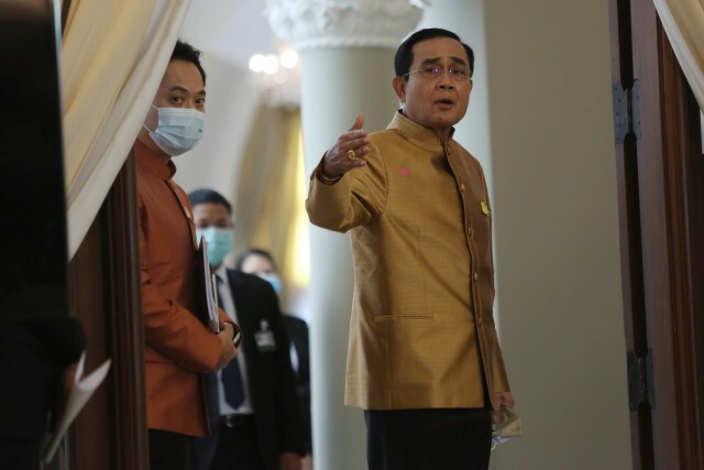 ประยุทธ์นำทีมครม.สัญจรภูเก็ต –ถกเอกชนฟื้นเชื่อมั่น
