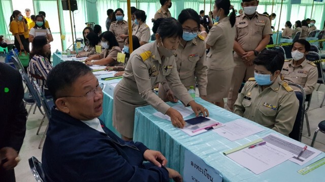 "อัครเดช"อดีตนายก อบจ. 5 สมัย นำทีมสมัครวันแรกครบ 30 เขต